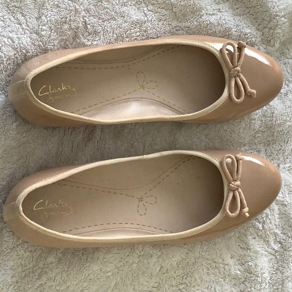 COPY - Clarks black patent shoes with bow like ballerina slippers. 2 pairs, 1 p… - Picture 6 of 7